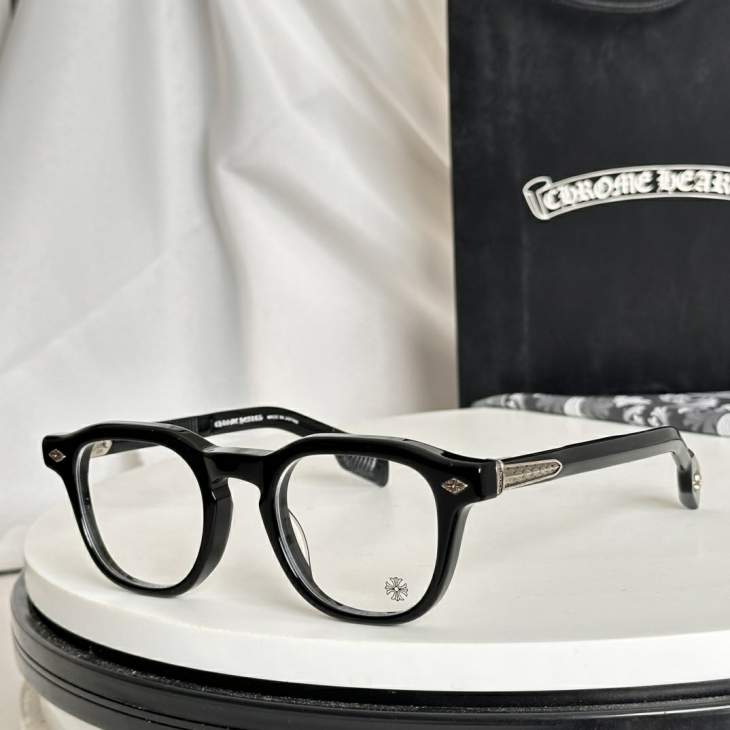 Picture of Chrome Hearts Sunglasses _SKUfw74808941fw